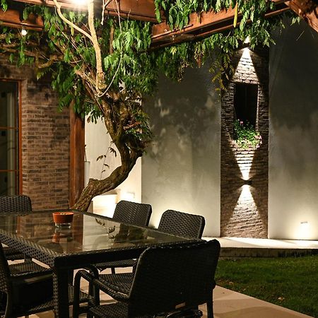 House Wisteria Villa Rakovica Luaran gambar